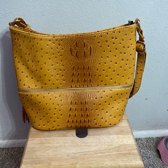 🎁 embossed ostrich shoulder bag.Hand made.🎁SOFT🎁 - Picture 1 of 11